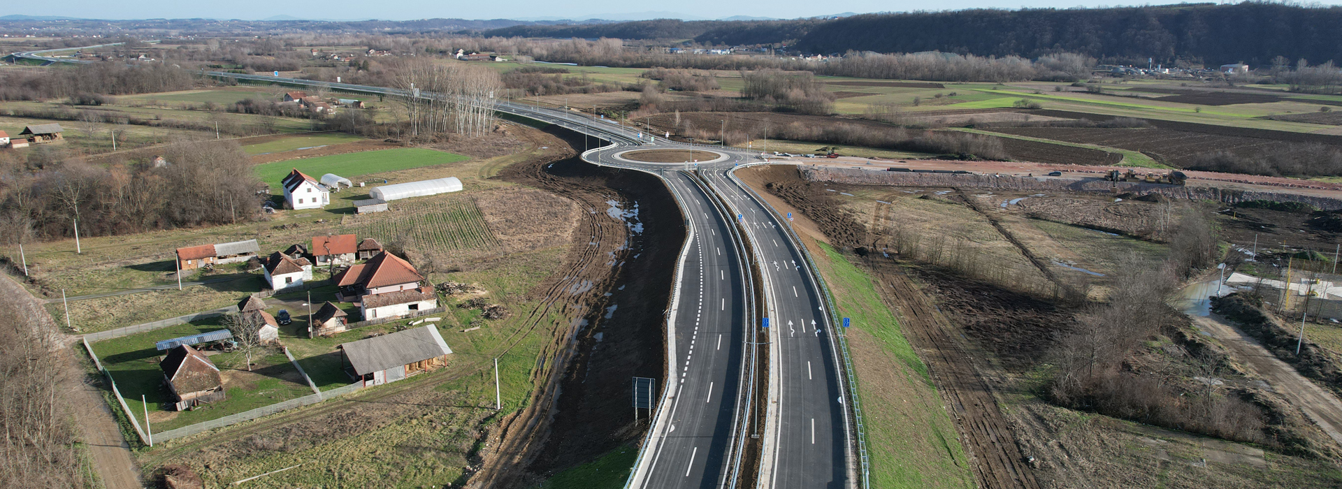 NOVI SNIMAK IZGRADNjE BRZE SAOBRAĆAJNICE IVERAK - LAJKOVAC, DEONICA PETLjA DIVCI - IVERAK